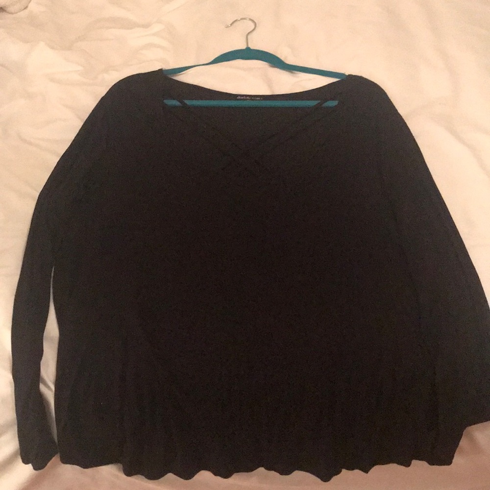 Black criss cross front long sleeve top